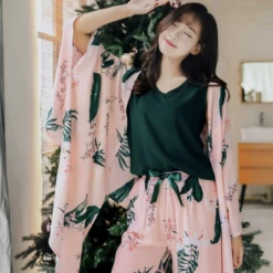 Pyjama Coréen Kkot™ -Mode Vêtements Boutique 4 83e2ff1d 00d7 4401 a848 59edbdfd81c2