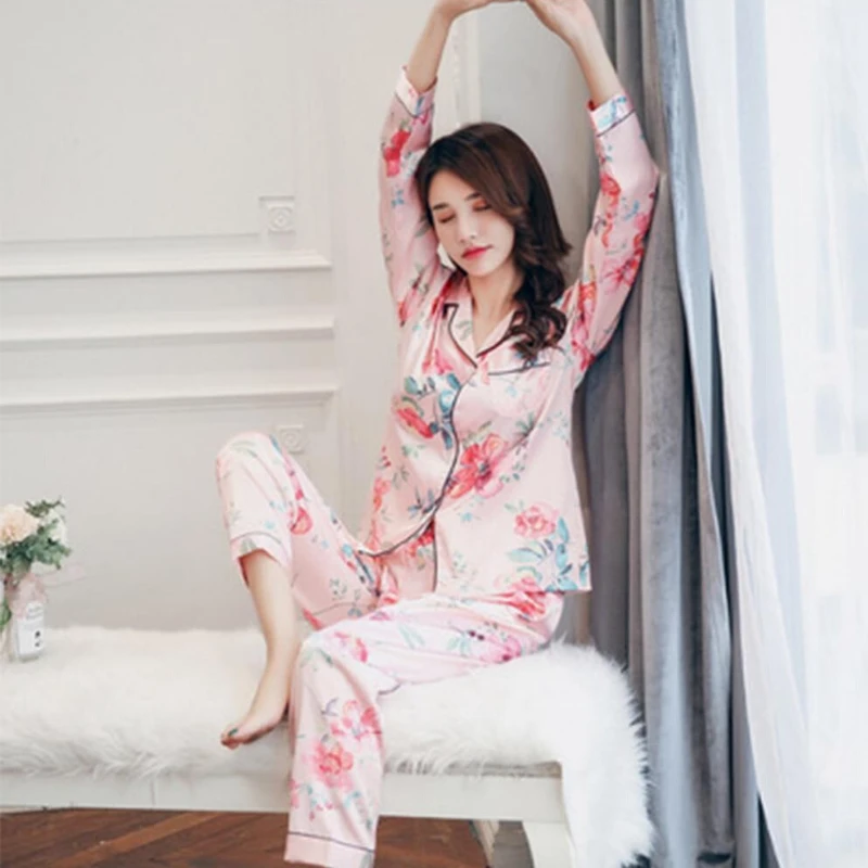 Pyjama Coréen Yeot-eun Bunhongsaeg™ 5 Pyjama Coréen Yeot-eun Bunhongsaeg™ – Image 3