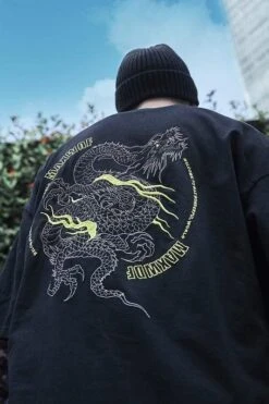 T-Shirt Coréen DRAGONFORCE™ -Mode Vêtements Boutique hallyu street t shirt coreen dragonforce 27989662793751