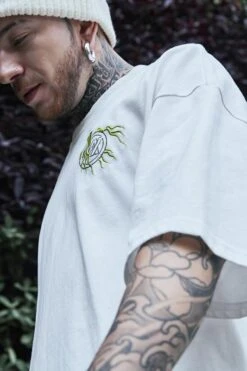 T-Shirt Coréen DRAGONFORCE™ -Mode Vêtements Boutique hallyu street t shirt coreen dragonforce 27989662924823