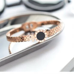 Bracelet Coréen LOVE™ -Mode Vêtements Boutique product image 1665215641