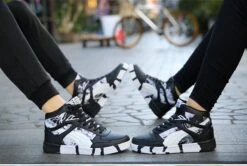 Baskets Coréennes SPITFIRE™ -Mode Vêtements Boutique product image 1696350750