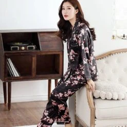 Pyjama Coréen Geom-eun Saeg™ -Mode Vêtements Boutique product image 1879348745